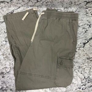 Light green cargo pants